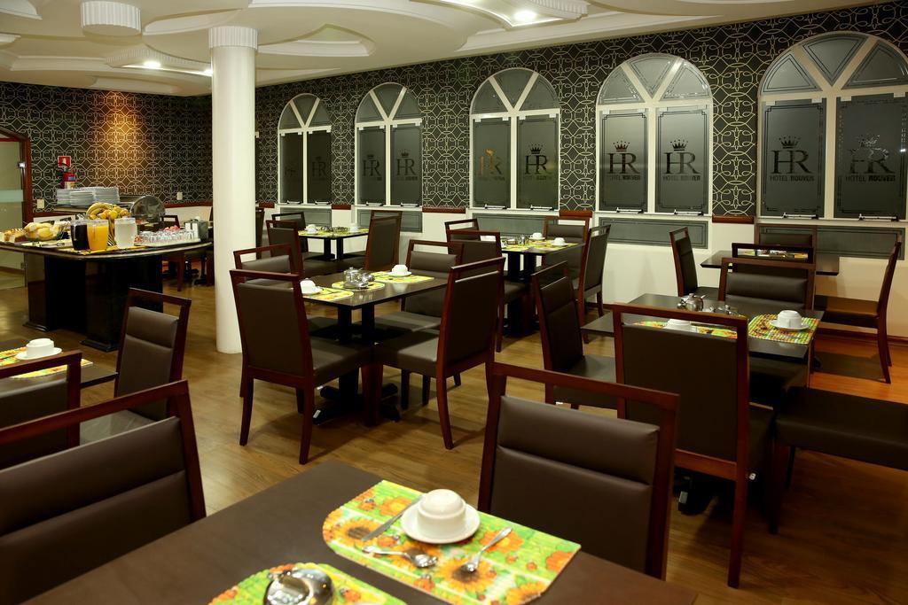 Hotel Rouver فوز دو إيغواسو المظهر الخارجي الصورة